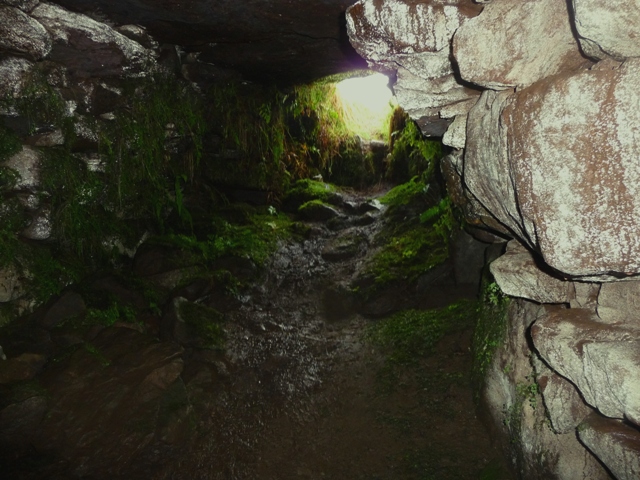 Image of Barns of Airlie Souterrain by drewbhoy