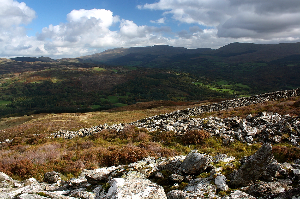 Image of Foel Offrwm (Hillfort) by GLADMAN