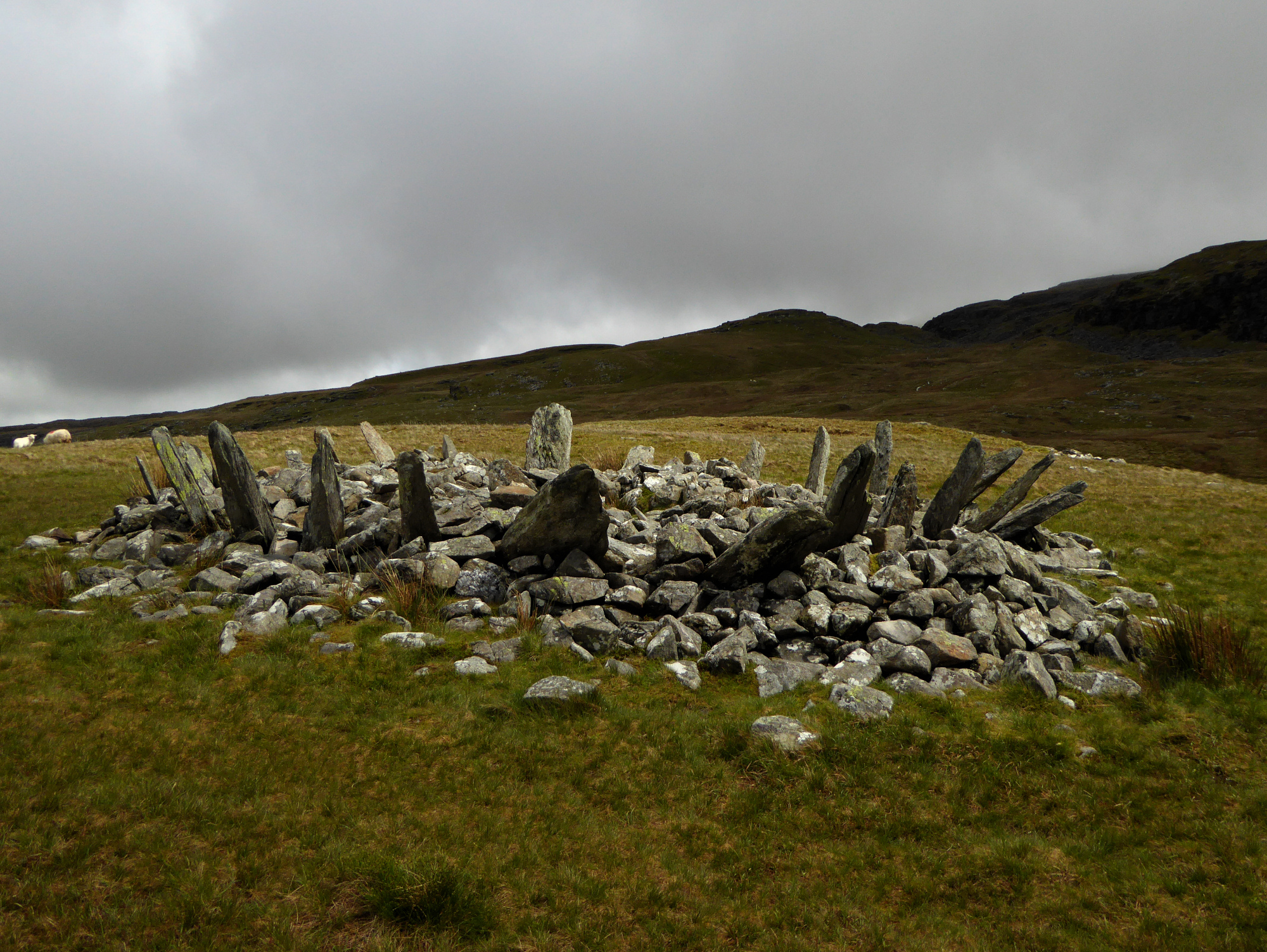 Image of Bryn Cader Faner (Cairn circle) by thesweetcheat