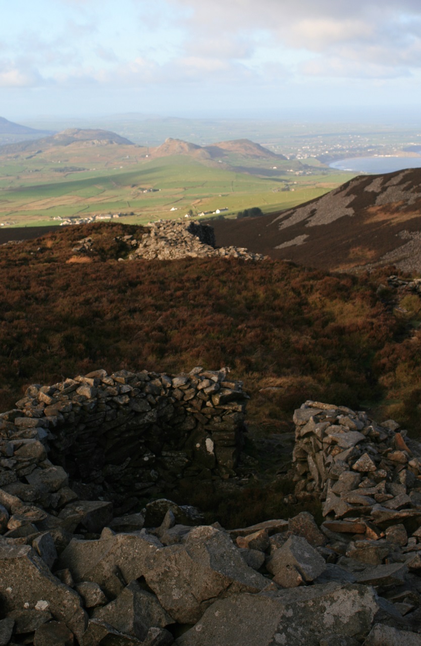 Image of Tre’r Ceiri (Hillfort) by postman