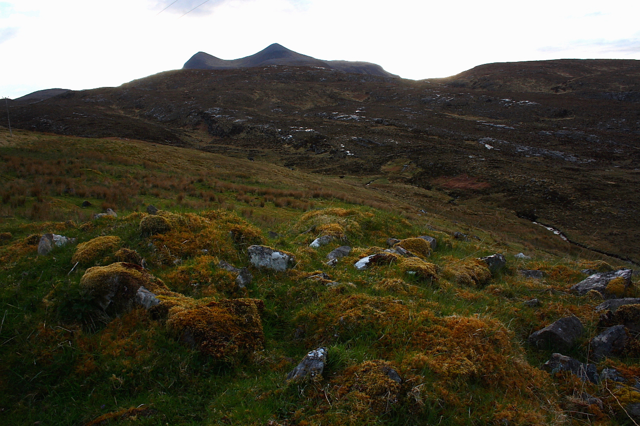 Image of Knockan (Chambered Cairn) by GLADMAN