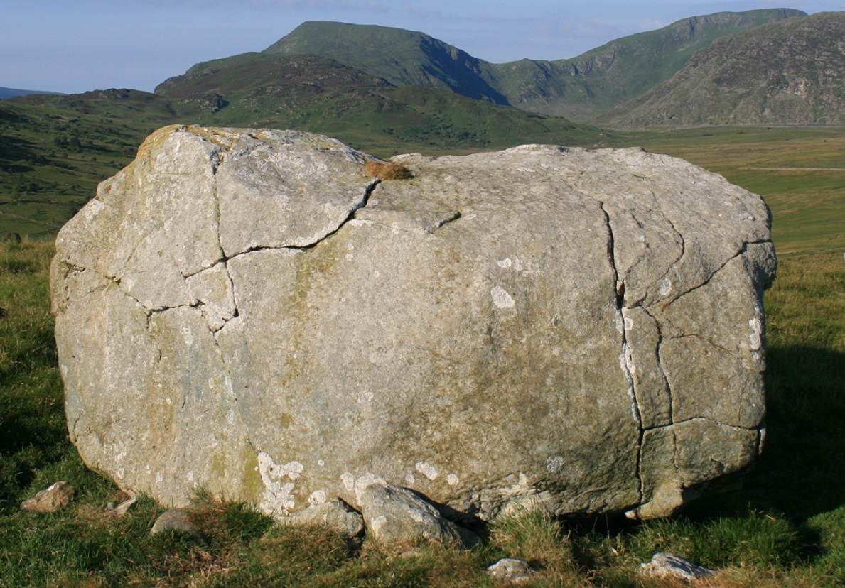 Image of Waen Bryn-Gwenith  (stone II) (Standing Stone / Menhir) by postman