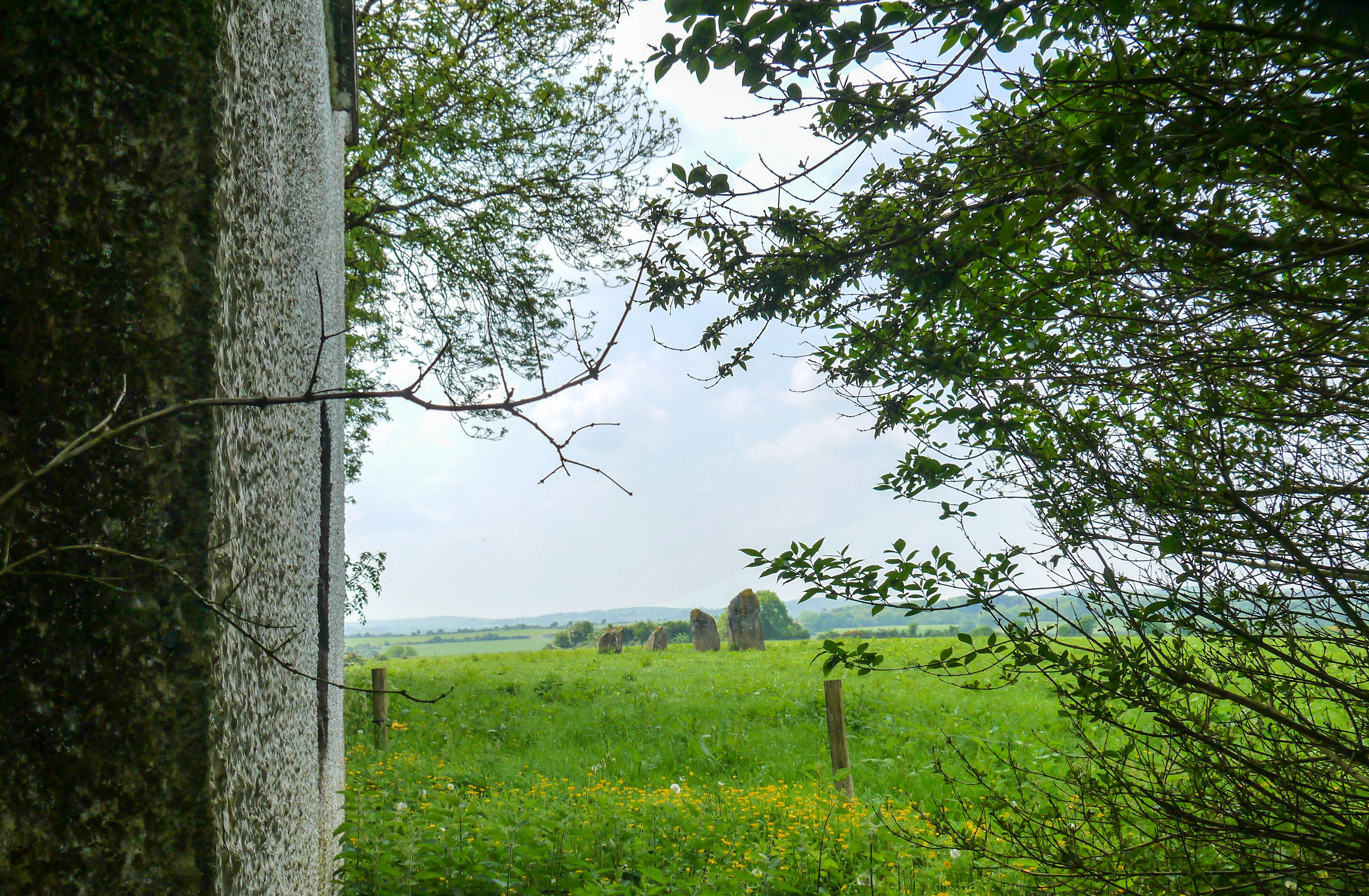Image of Castlelanaght (Stone Row / Alignment) by Meic