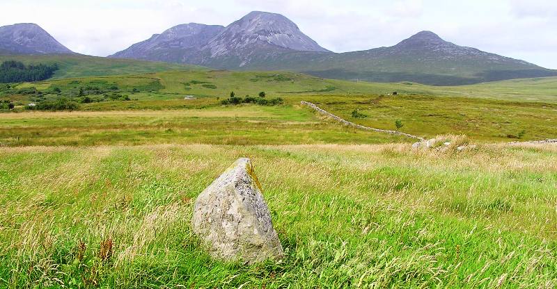 Image of Ardfernal (Standing Stone / Menhir) by drewbhoy