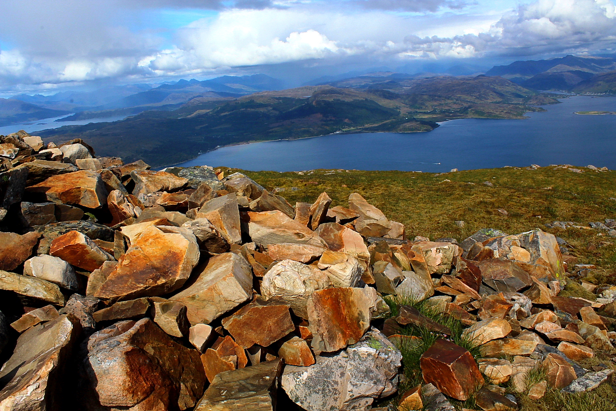 Image of Beinn na Caillich (Cairn(s)) by GLADMAN