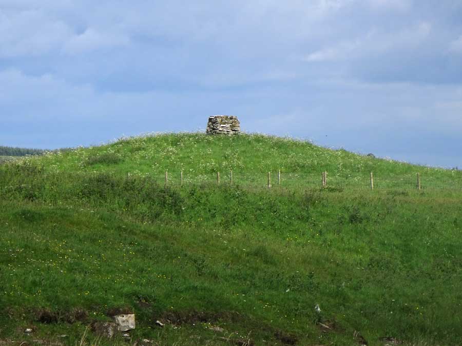 Image of Tulach Lochain Bhraseil (Broch) by LesHamilton