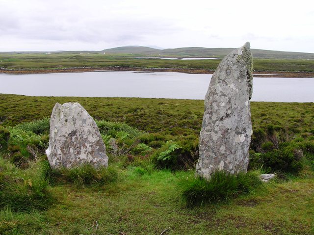 Image of Pobuill Fhinn (Stone Circle) by drewbhoy