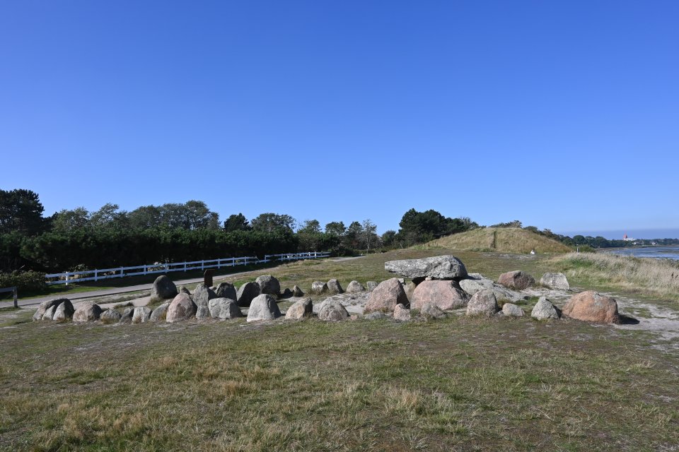 Image of Harhoog (Dolmen / Quoit / Cromlech) by Nucleus