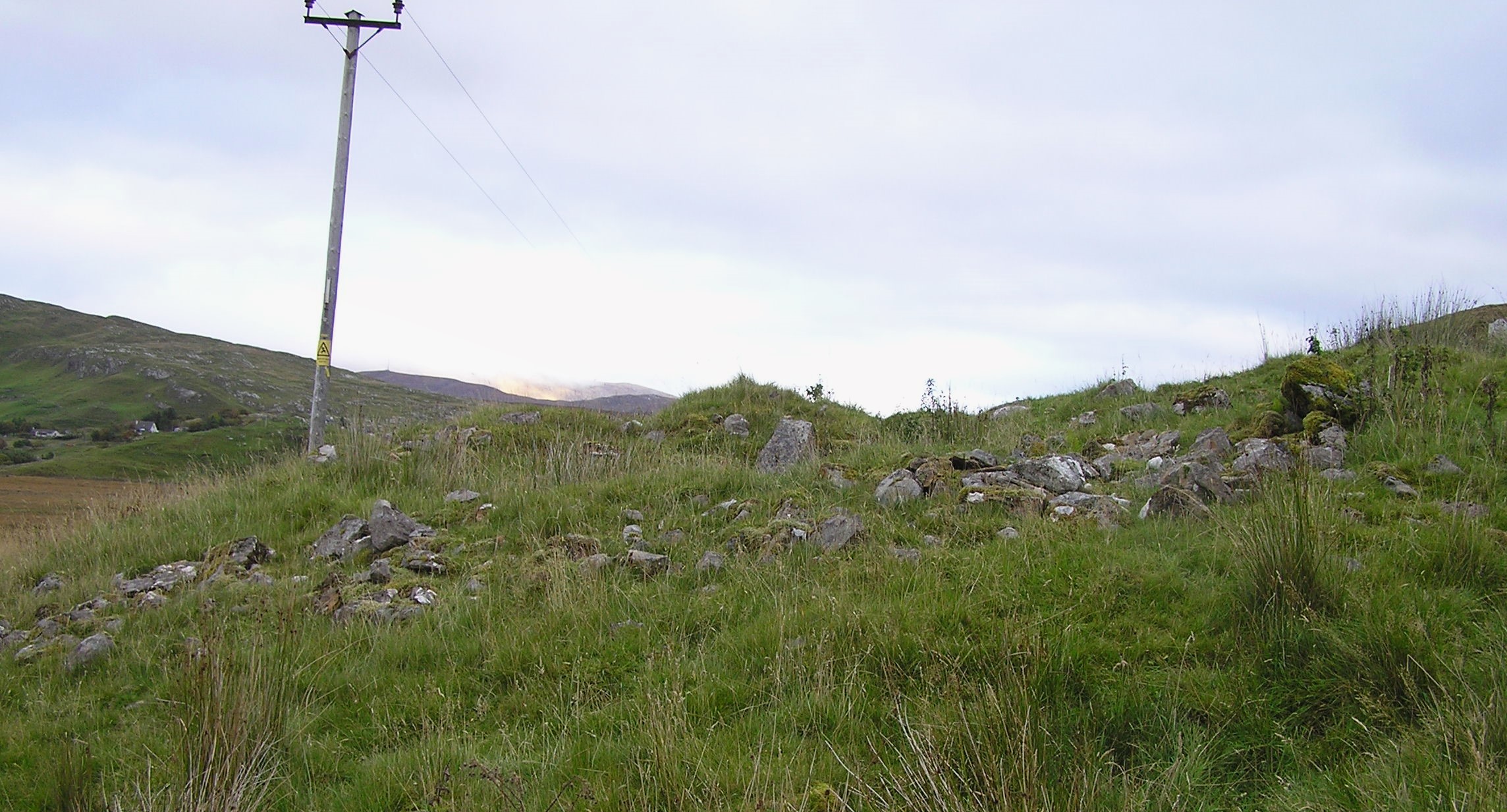 Image of Knockan (Chambered Cairn) by drewbhoy