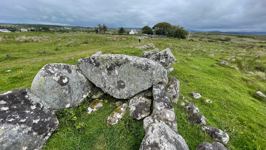Image of Kilclooney More (Court Tomb) by ryaner