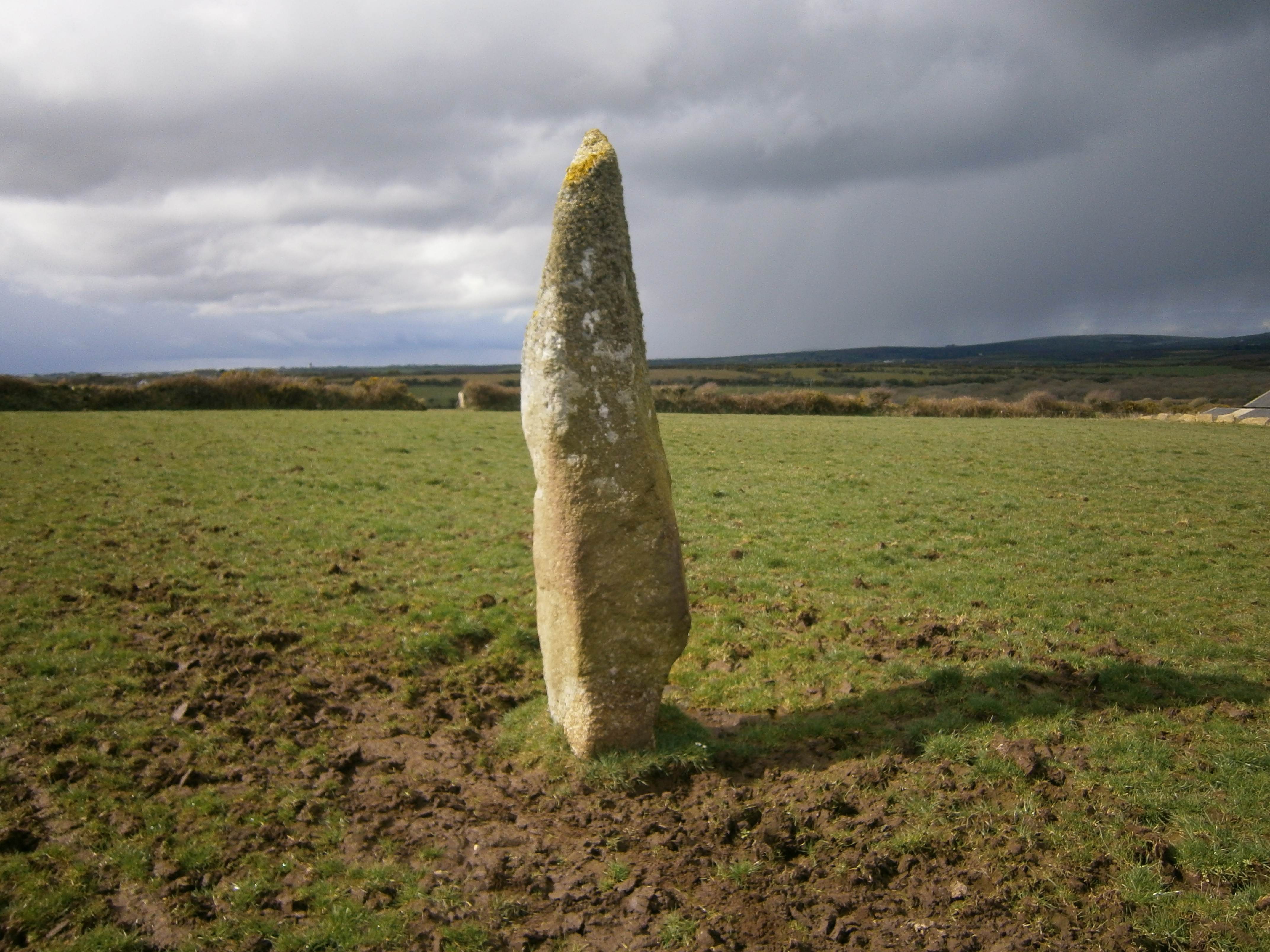 Image of Chyenhal (Standing Stone / Menhir) by markj99