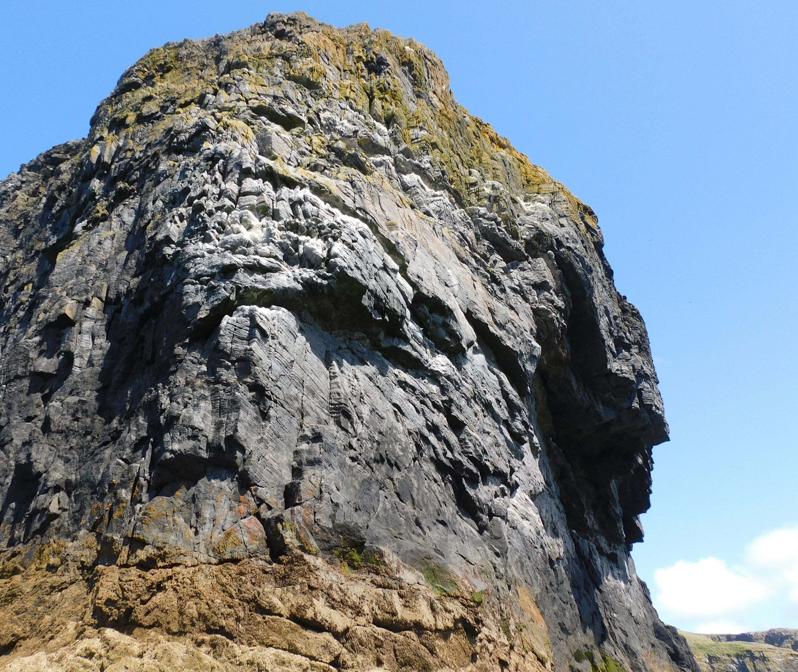 Image of Dun Mhiughlaigh (Promontory Fort) by drewbhoy