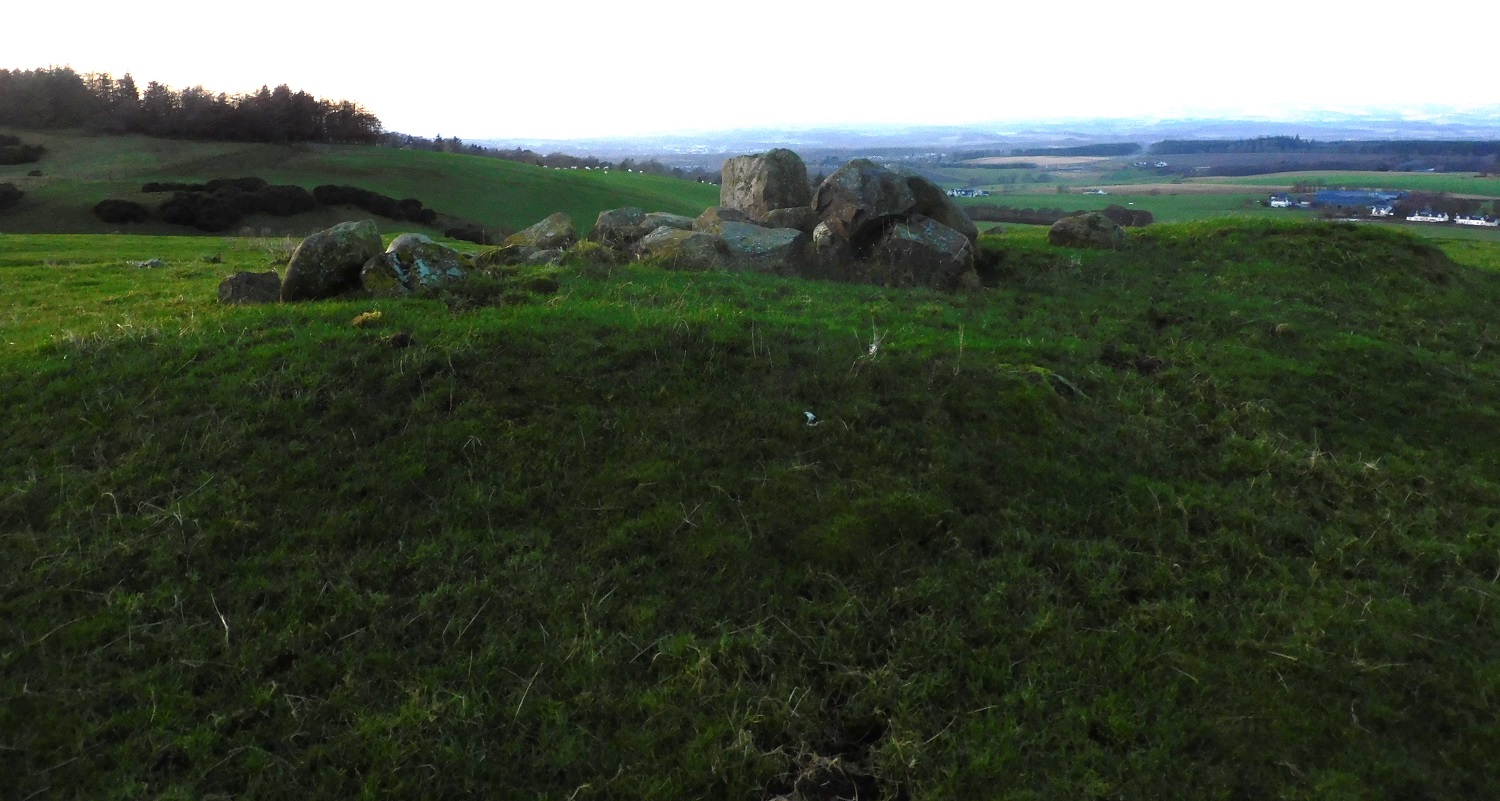 Image of Law Hill (Ancient Village / Settlement / Misc. Earthwork) by drewbhoy