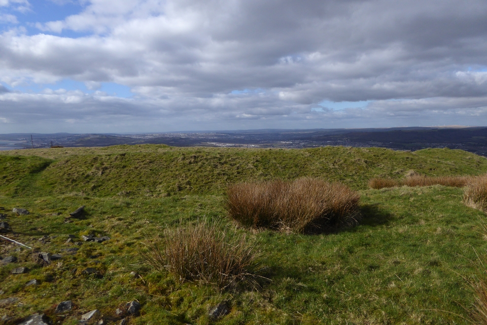 Image of Buarth y Gaer (Hillfort) by thesweetcheat