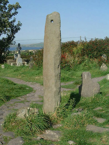 Image of Kilmalkedar (Standing Stone / Menhir) by megaman
