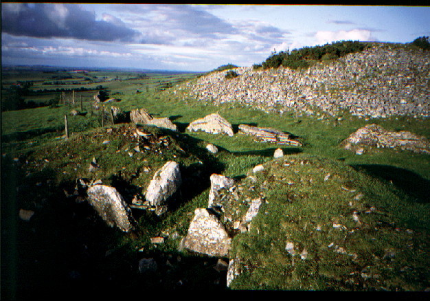 Image of Cairn J (Passage Grave) by greywether