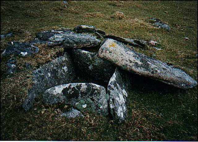 Image of Crow Tor (Cist) by Lubin