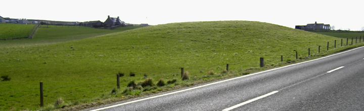 Image of Standing Stones Hotel (Chambered Cairn) by wideford