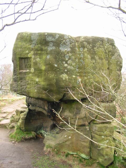 Image of Cat Stone (Natural Rock Feature) by stubob