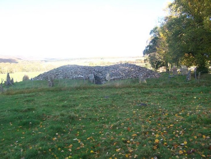 Image of Corrimony (Clava Cairn) by treehugger-uk
