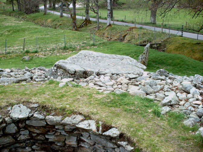 Image of Corrimony (Clava Cairn) by nickbrand
