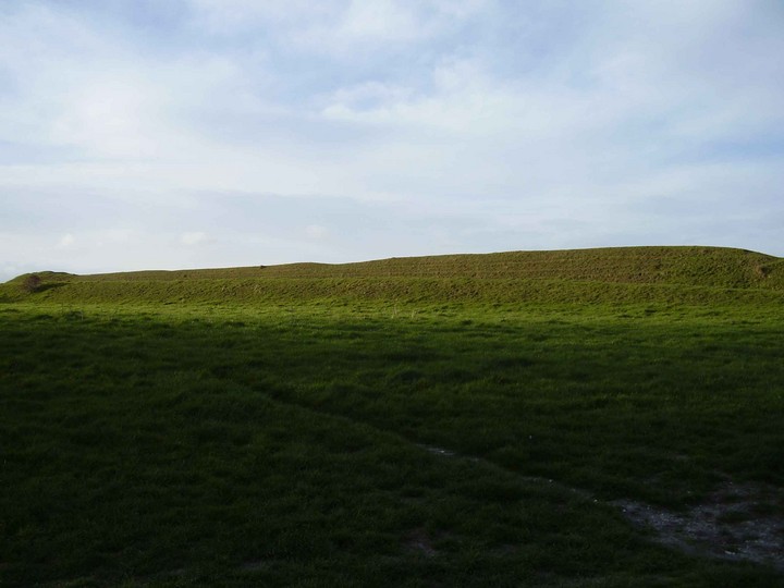 Image of Poundbury Hillfort by formicaant