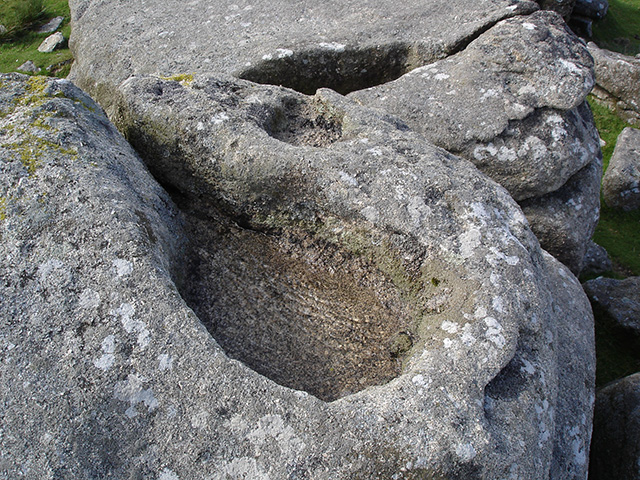 Image of Gutter Tor (Natural Rock Feature) by Lubin