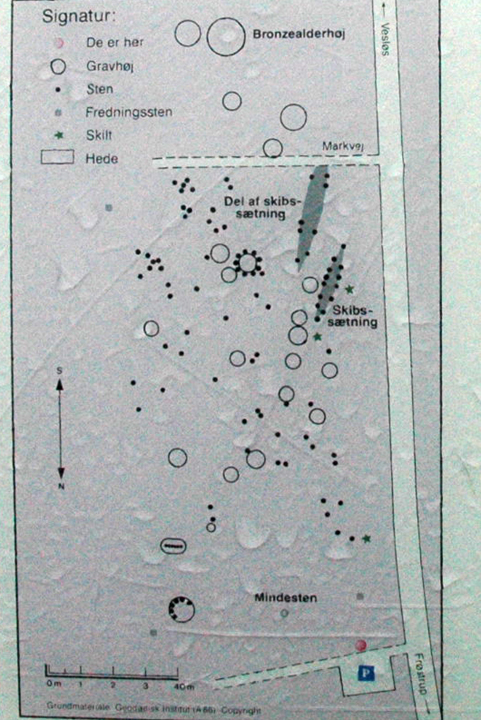 Image of Tømmerby Vikingeravplads (Megalithic Cemetery) by Moth