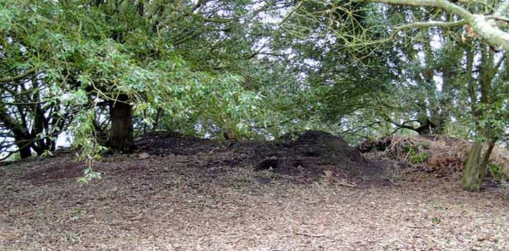 Image of La Hougue de Vinde by baza