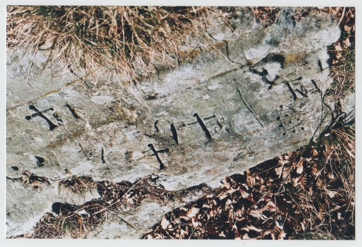 Image of Monte Beigua Pietra Scritta (Engraved stone) by Ligurian Tommy Leggy