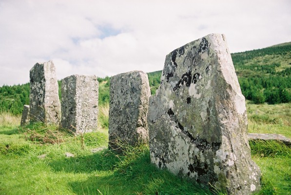 Image of Maughanasilly (Stone Row / Alignment) by RedBrickDream