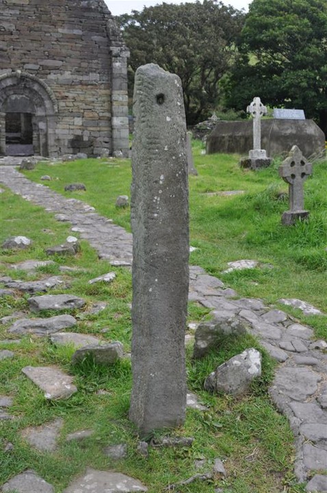 Image of Kilmalkedar (Standing Stone / Menhir) by bogman