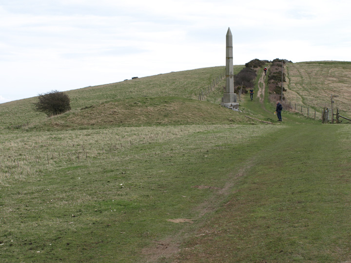 Image of Ulwell Barrow (Round Barrow) by formicaant