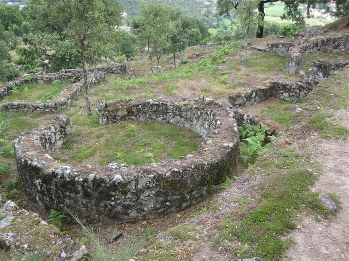 Image of Citania De Briteiros (Ancient Village / Settlement / Misc. Earthwork) by bogman