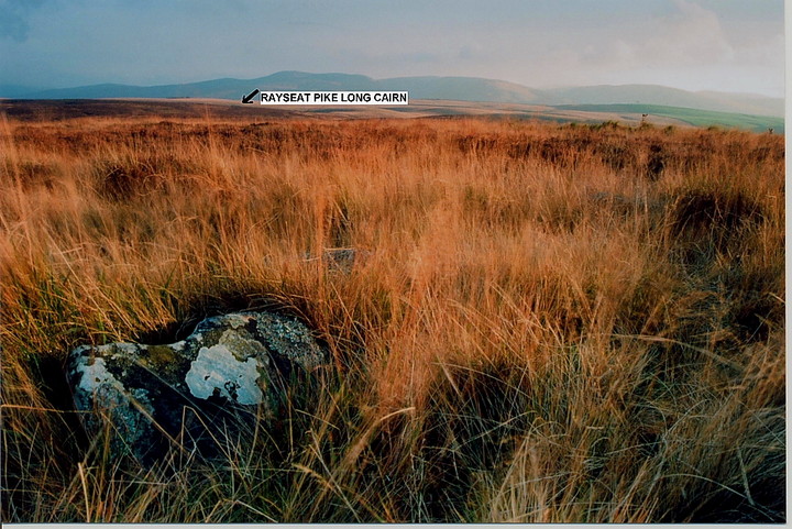 Image of Sunbiggin Tarn (Stone Circle) by GLADMAN